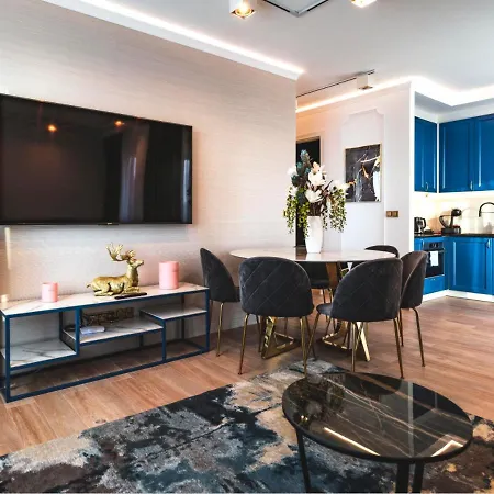 Apartament About Art