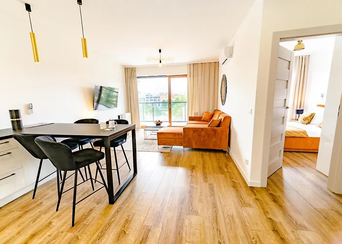 Apartment About Art *