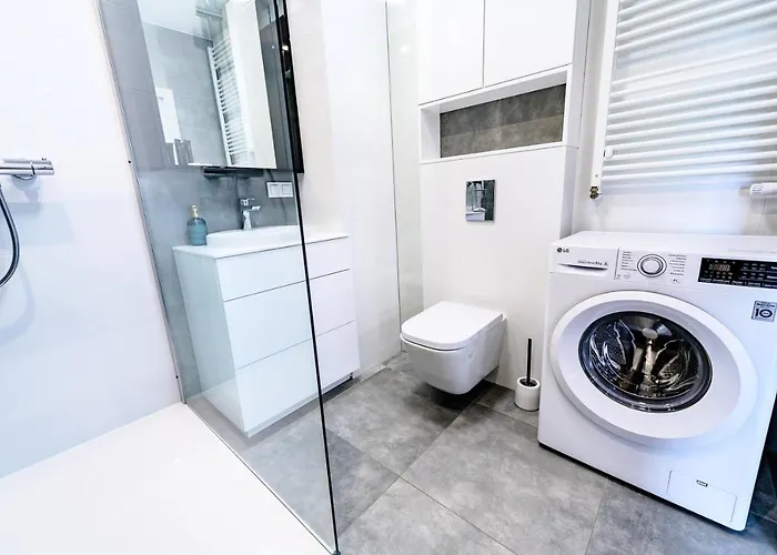 Apartment About Art *