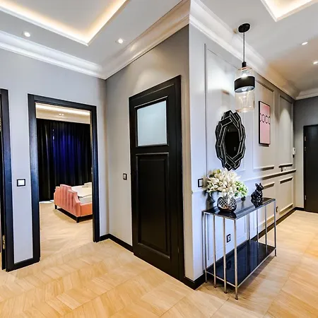 About Art Apartment
