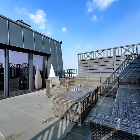 About Art דירה ורוצלב